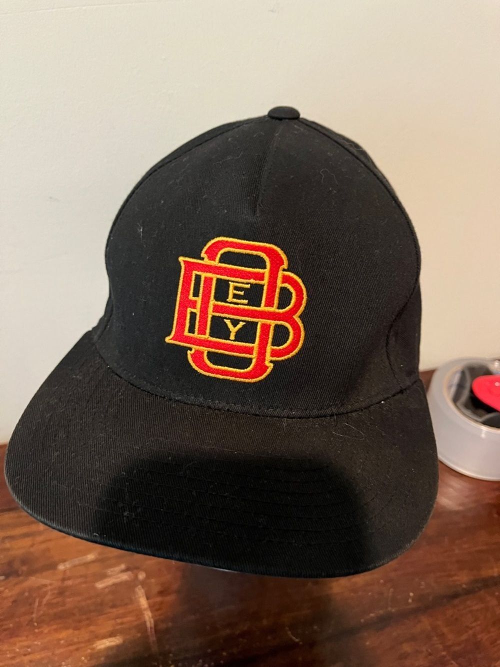 Vintage Obey Propaganda Rare 6 Panel Black Leather Strap Baseball Logo Hat Cap
